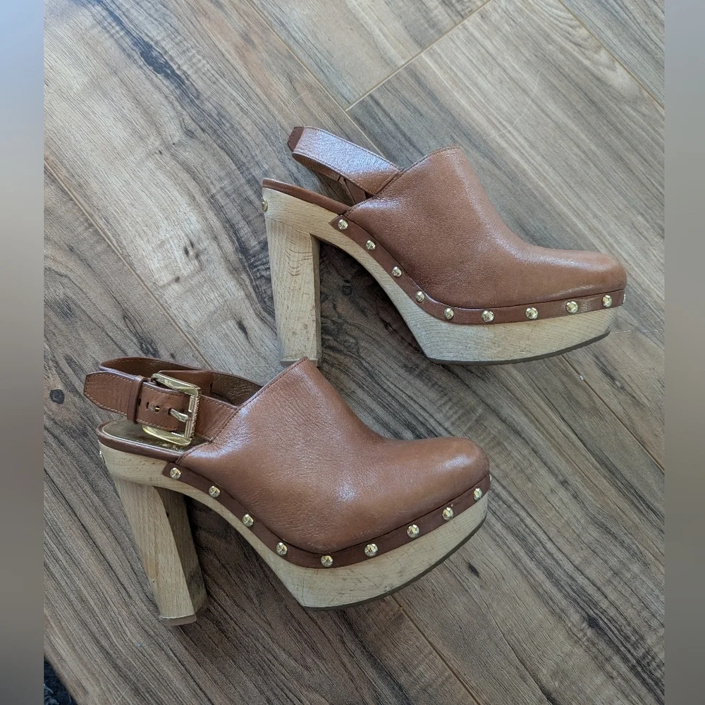 Michael Kors platform brown leather and wood heels in a women's size 8. - Picture 2 of 6